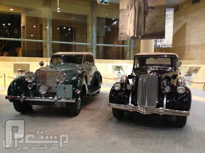 المتحف الوطني ودارة الملك عبدالعزيز ((تصويري)) من سيارات الملك عبدالعزيز رحمه الله