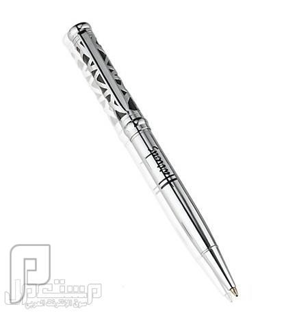 أقلام هارودز الشهيرة بأقل الأسعار قلم هارودز الفضي بنقوش سوداء ناشف ب150ريال