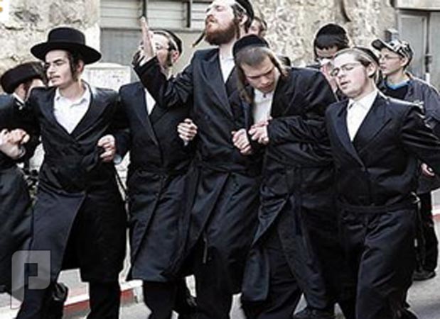 هل يوجد عنصرية في التعامل بين اليهود ؟؟