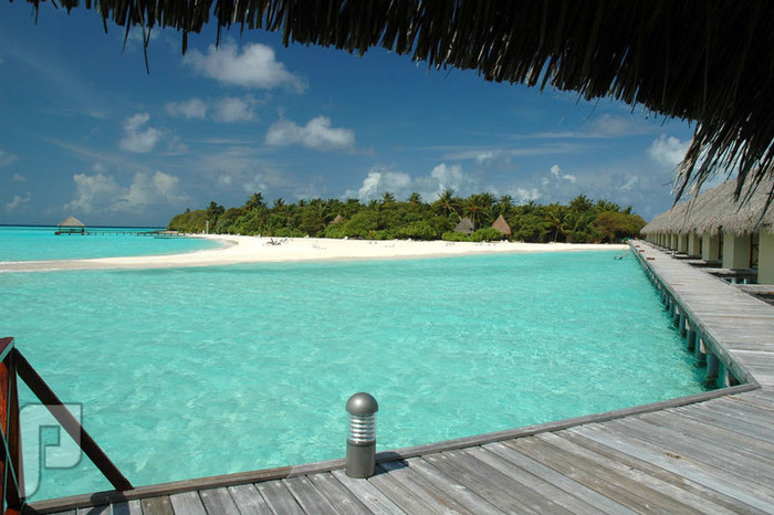 جزر المالديف سحر الواقع