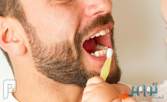 أشهر 8 معلومات خاظئة عن تنظيف الاسنان