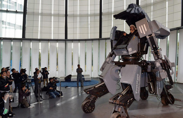 روبوت مقاتل في اليابان