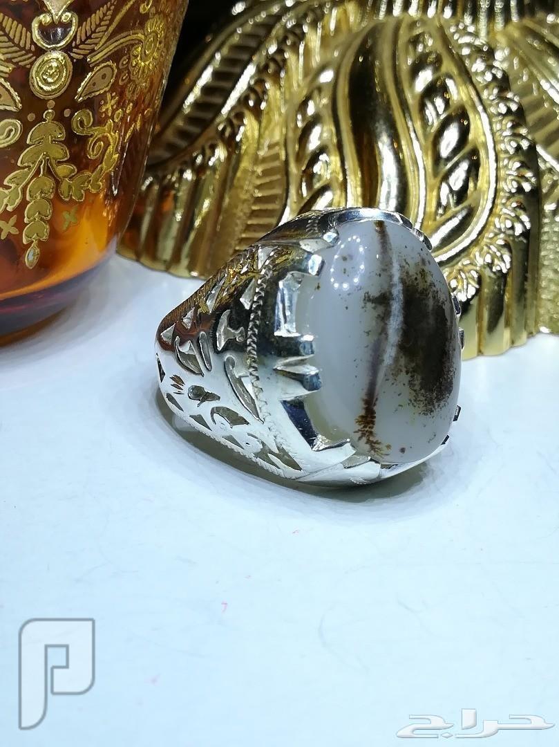 خاتم طحلبي جميل ومميز حجر طبيعي