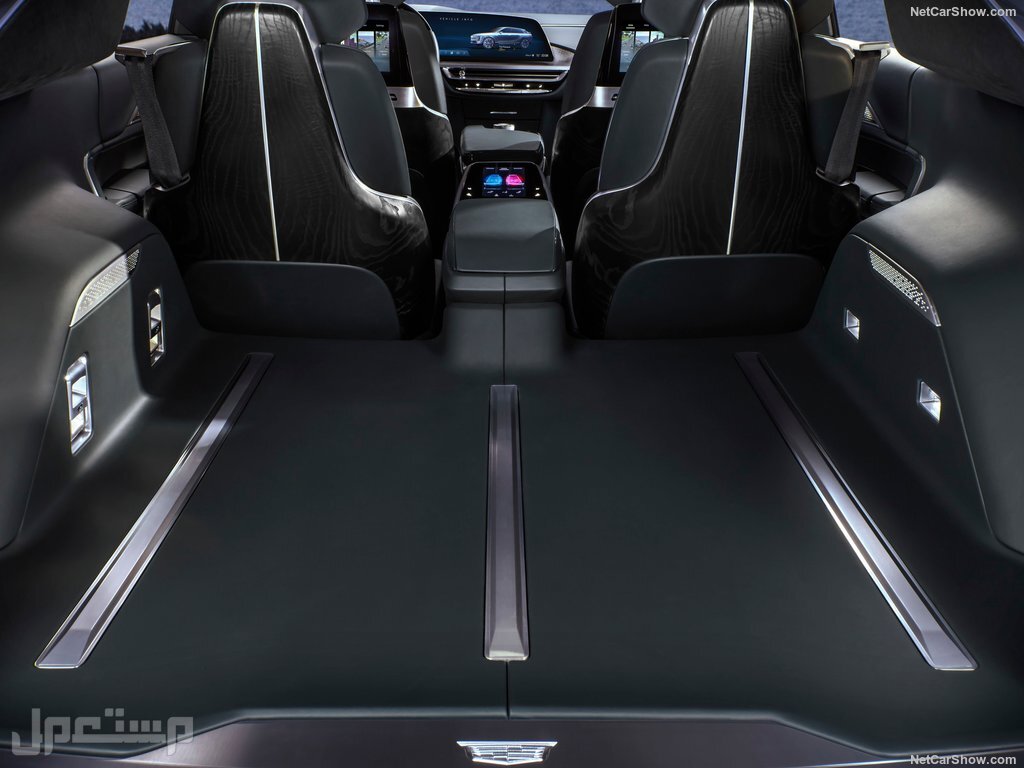 Cadillac Lyriq Concept (2020)