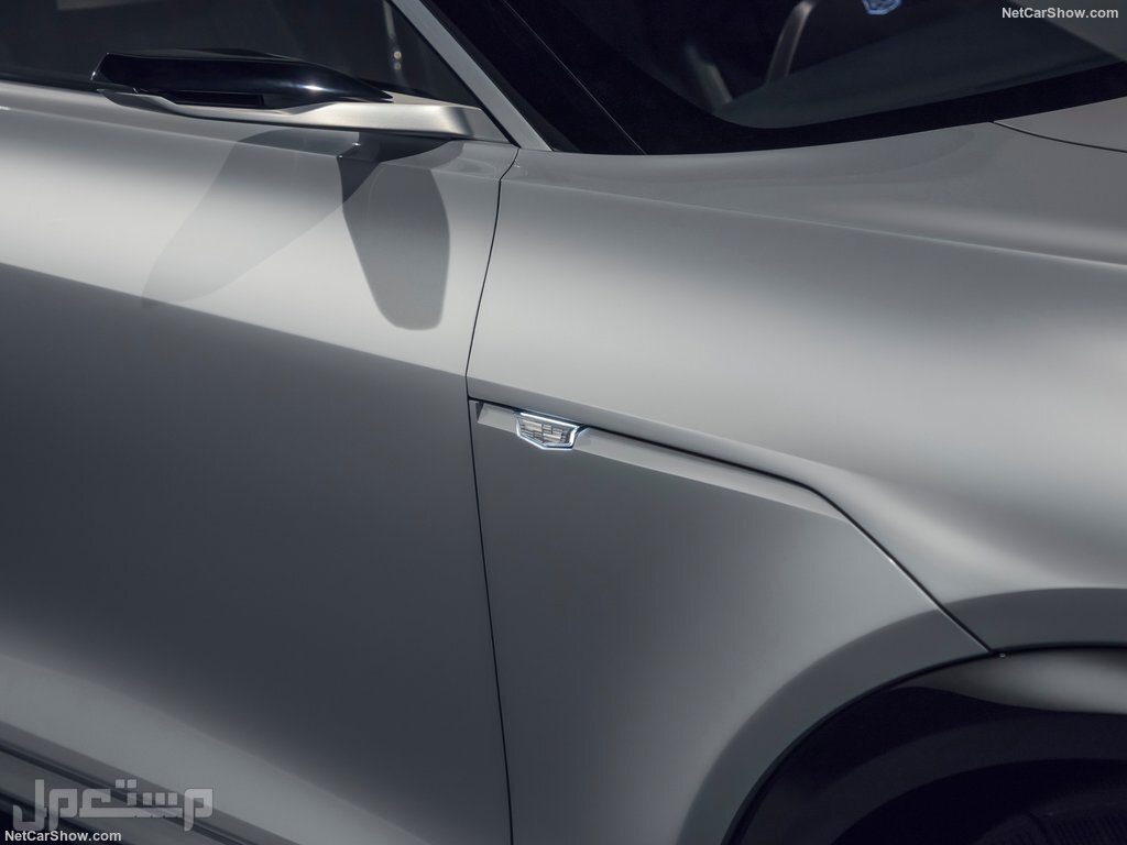 Cadillac Lyriq Concept (2020)