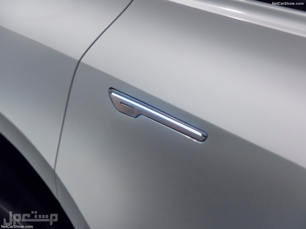Cadillac Lyriq Concept (2020)