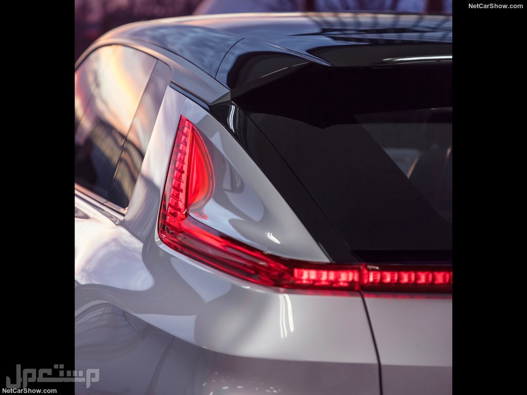 Cadillac Lyriq Concept (2020)