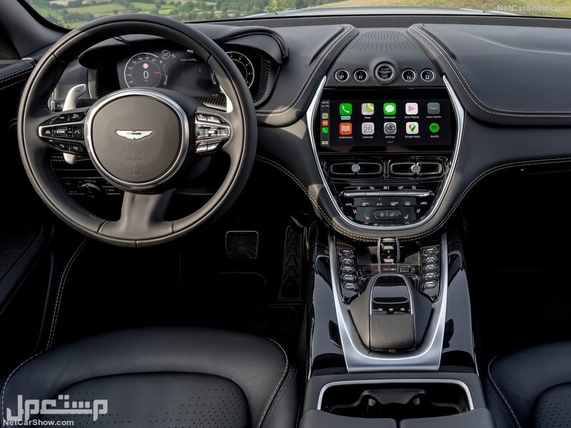 Aston Martin DBX (2021)
