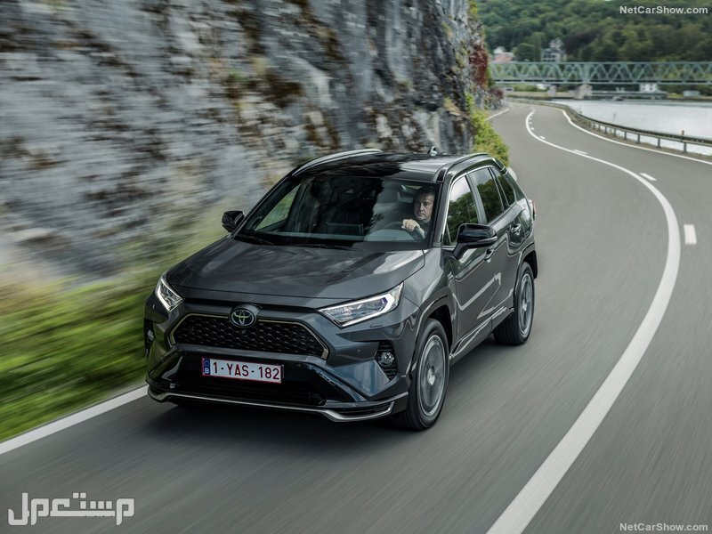 Toyota RAV4 Plug-in Hybrid (2021)