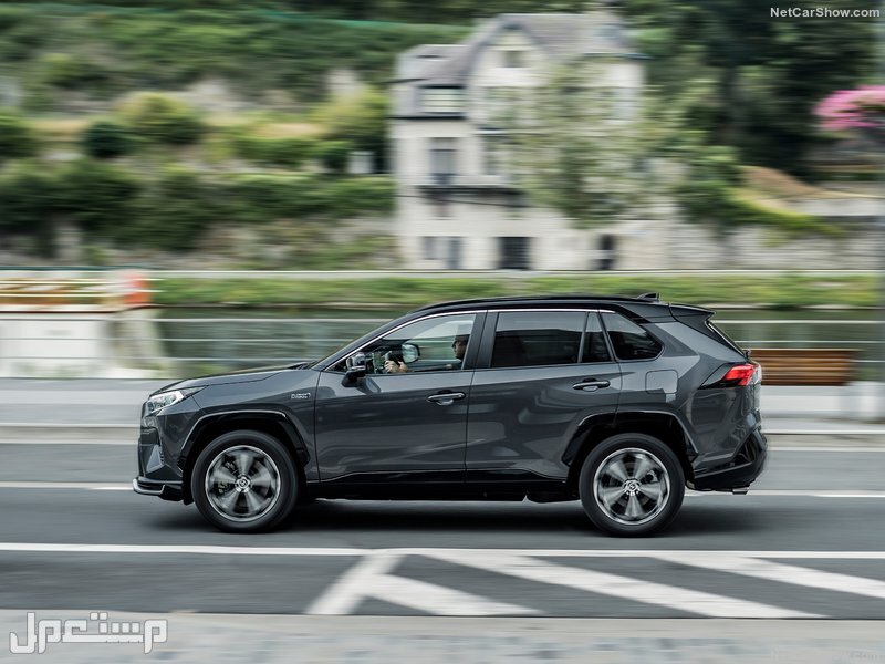 Toyota RAV4 Plug-in Hybrid (2021)