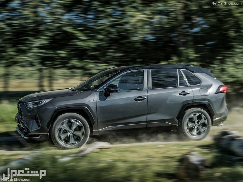 Toyota RAV4 Plug-in Hybrid (2021)