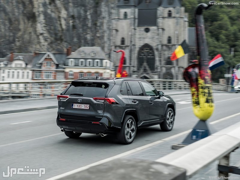 Toyota RAV4 Plug-in Hybrid (2021)
