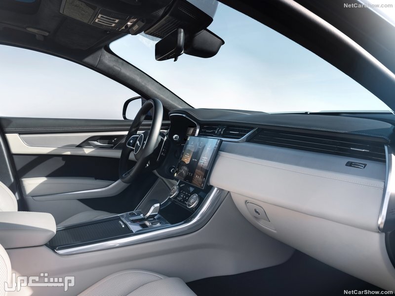 Jaguar XF (2021)