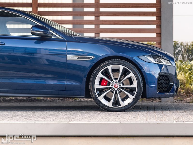 Jaguar XF (2021)