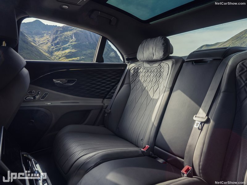 Bentley Flying Spur V8 (2021)