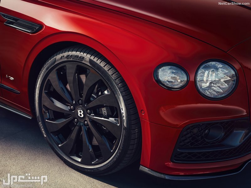 Bentley Flying Spur V8 (2021)
