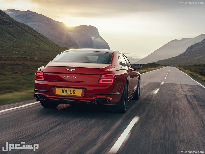 Bentley Flying Spur V8 (2021)