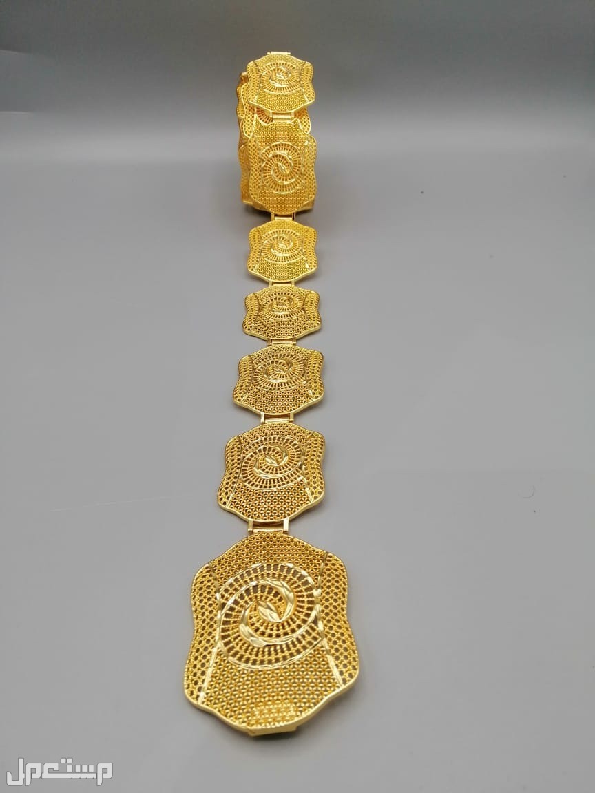 حزام زاركون مطلي بماء الذهب