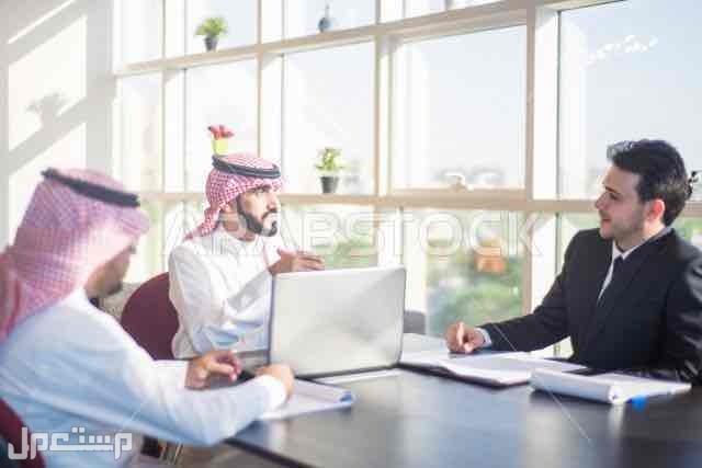 الوظائف والتوظيف