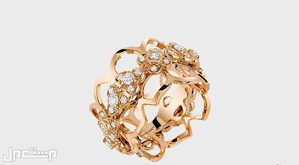 موضة إكسسوارات 2022 اخترناها لكم لمناسبات متنوعة خاتم ذهبي لامع لشخصية أكثر إثارة