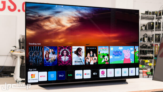 تعرف على أفضل شاشات الكمبيوتر 2022 شاشة LG OLED48C1 ذات الحجم الكبير