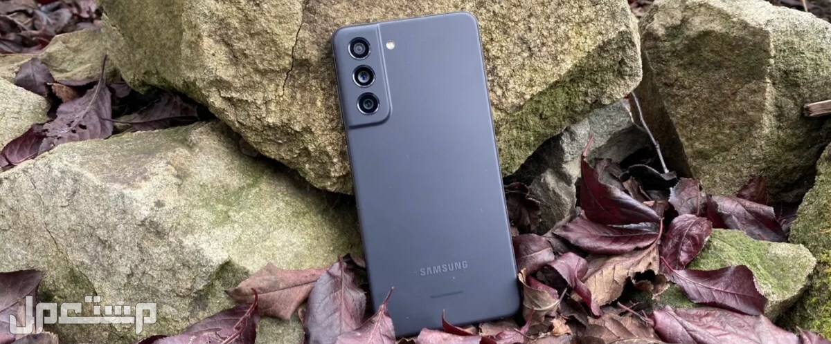 سامسونج تطرح رسميا هاتف S21 FE للبيع Galaxy S21 FE