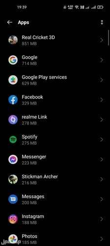 كيفية معرفة التطبيقات التي تشغل مساحة على جهاز الاندرويد الخاص بك 4