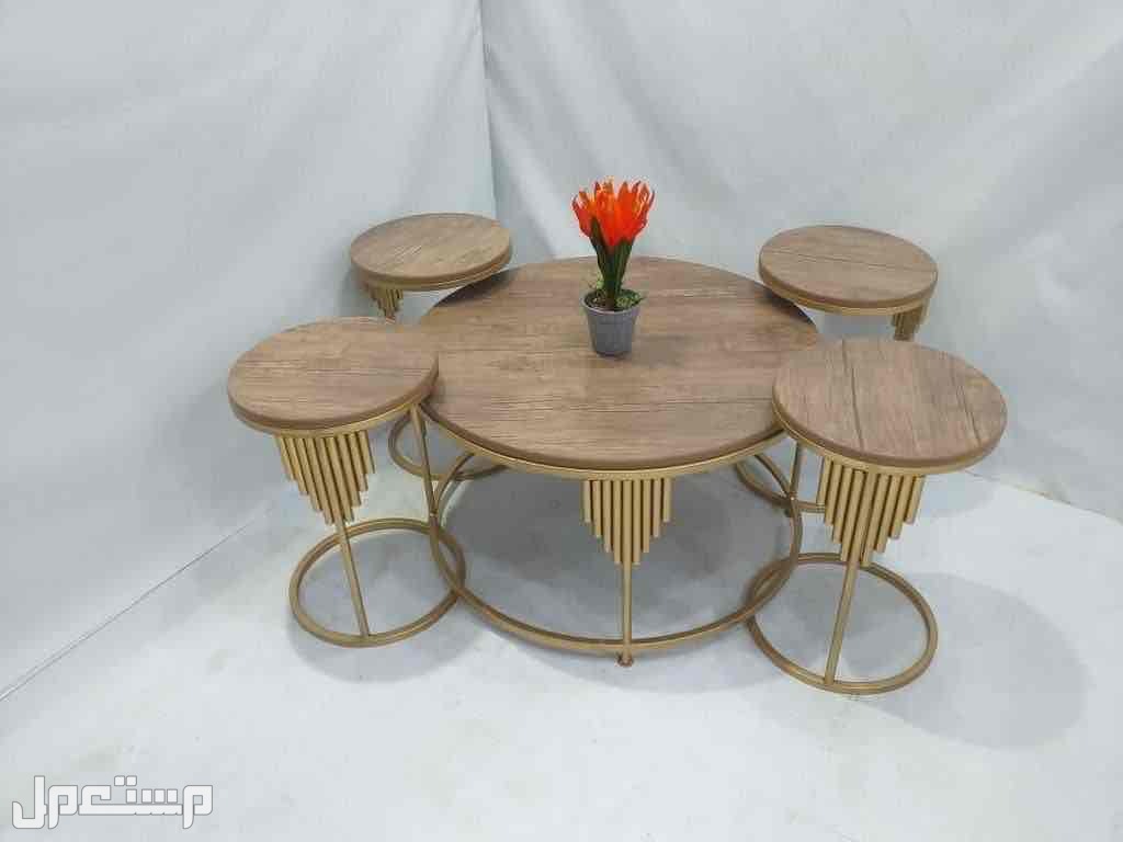 طاولات حديد 5 قطع سطح خشب