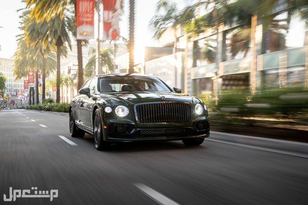 بنتلي Flying Spur Hybrid - نظرة عن قرب بنتلي Flying Spur Hybrid