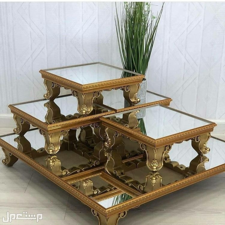طاولات مجلس عربي اطقم خشب طاولة كبيرة 4طاولات صغير  السعر خيالي