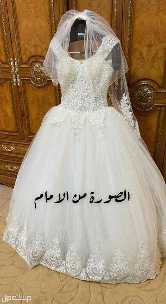 فستان زفاف نظيف للبيع