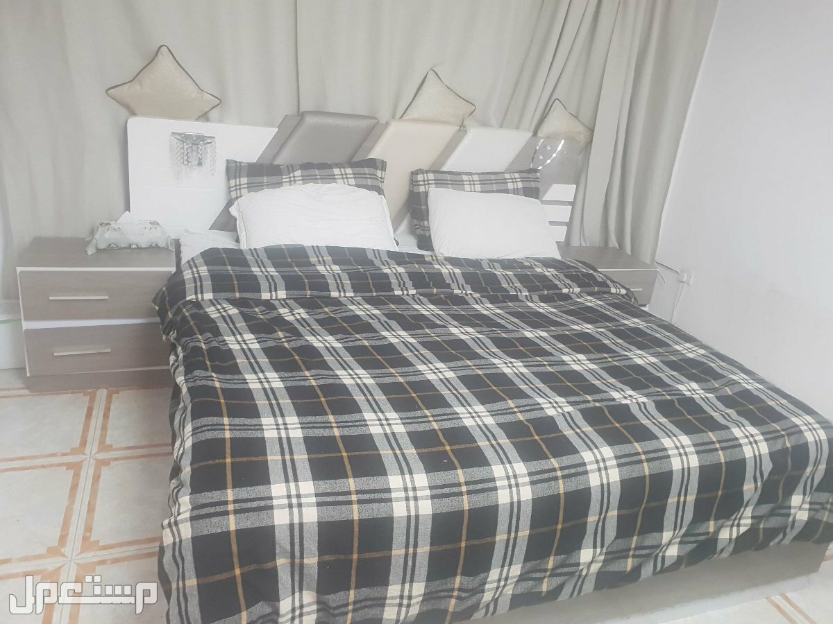 غرفة نوم كاملة 24 شارع الدوحه منطقة هور العنز شرق مظينة دبي