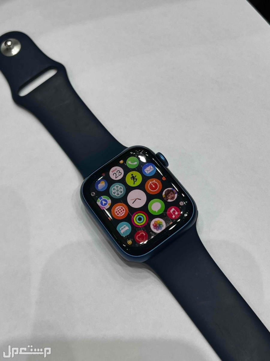 ابل واتش الجيل 7 ماركة Apple watch 7 في الرياض بسعر 1500 ريال سعودي
