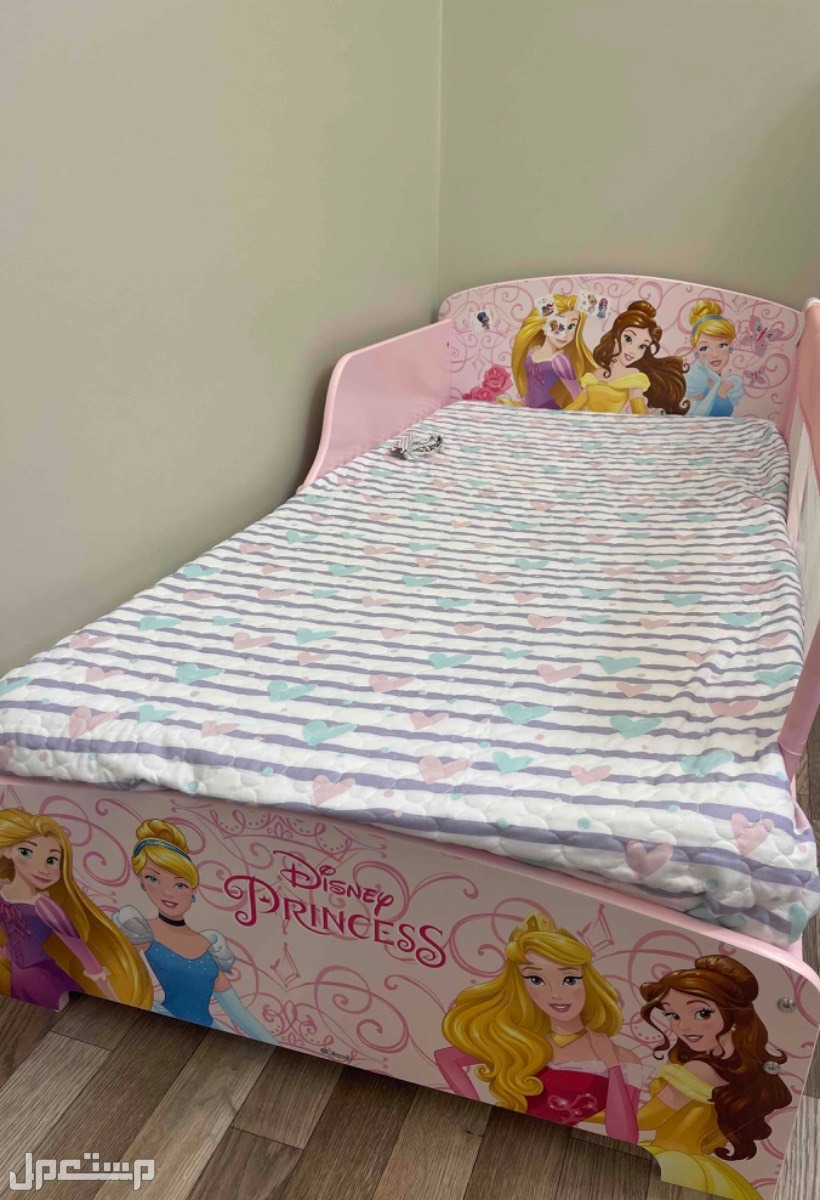 سرير أطفال أميرات ديزني ماركة هوم سنتر في الرياض بسعر 850 ريال سعودي