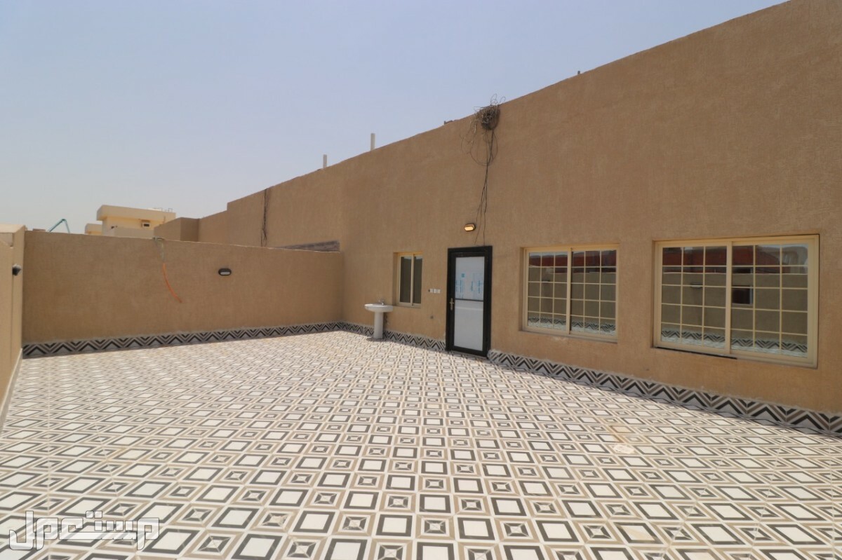 شقة للبيع في حي الشروق - جدة بسعر 650 ألف ريال سعودي قابل للتفاوض