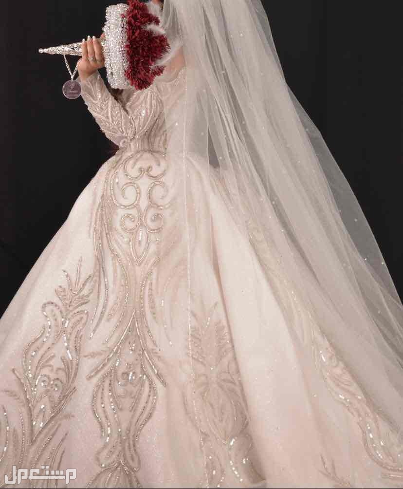 فستان زفاف ماركة فستان زفاف في جدة بسعر ألف ريال سعودي