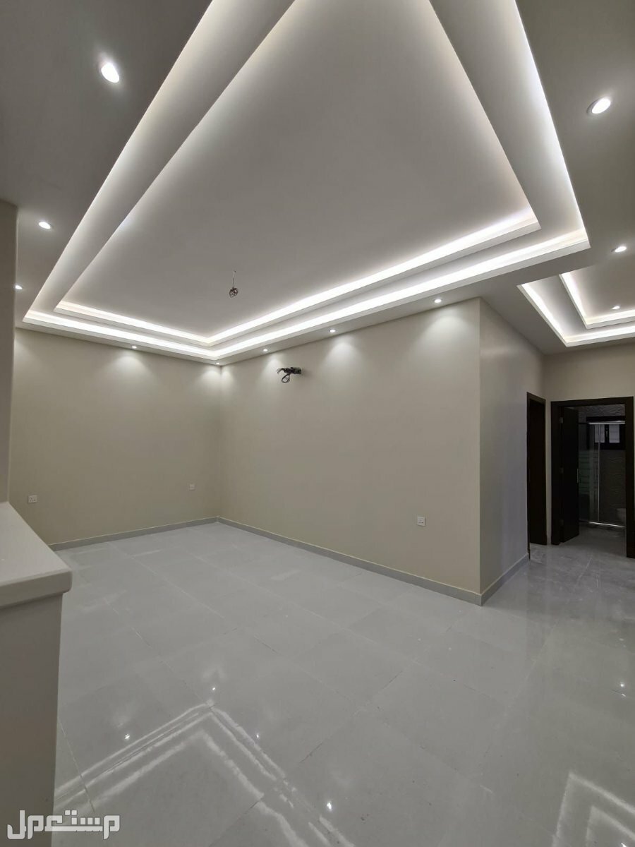 شقة خمس غرف للبيع في مريخ - جدة بسعر 500 ألف ريال سعودي