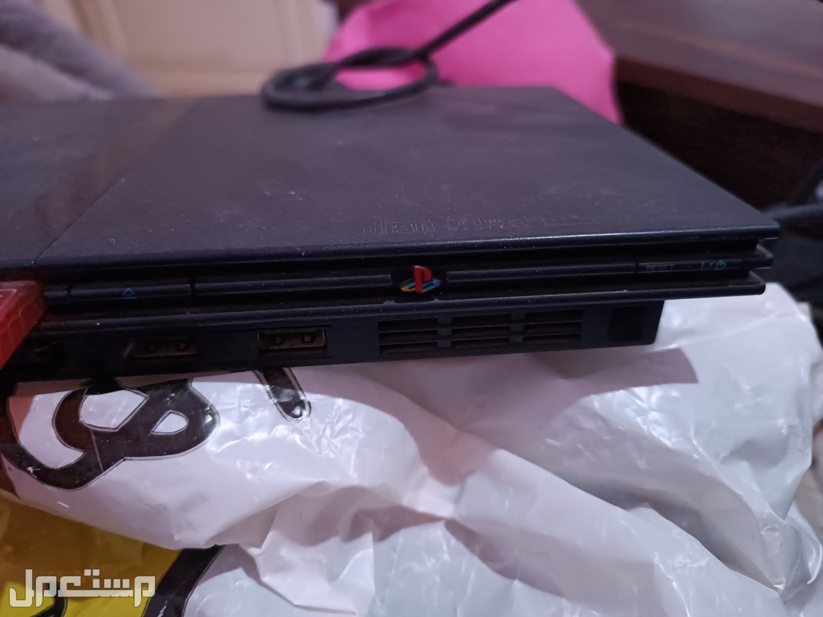 PlayStation 2  في العبور بسعر 800 جنيه مصري
