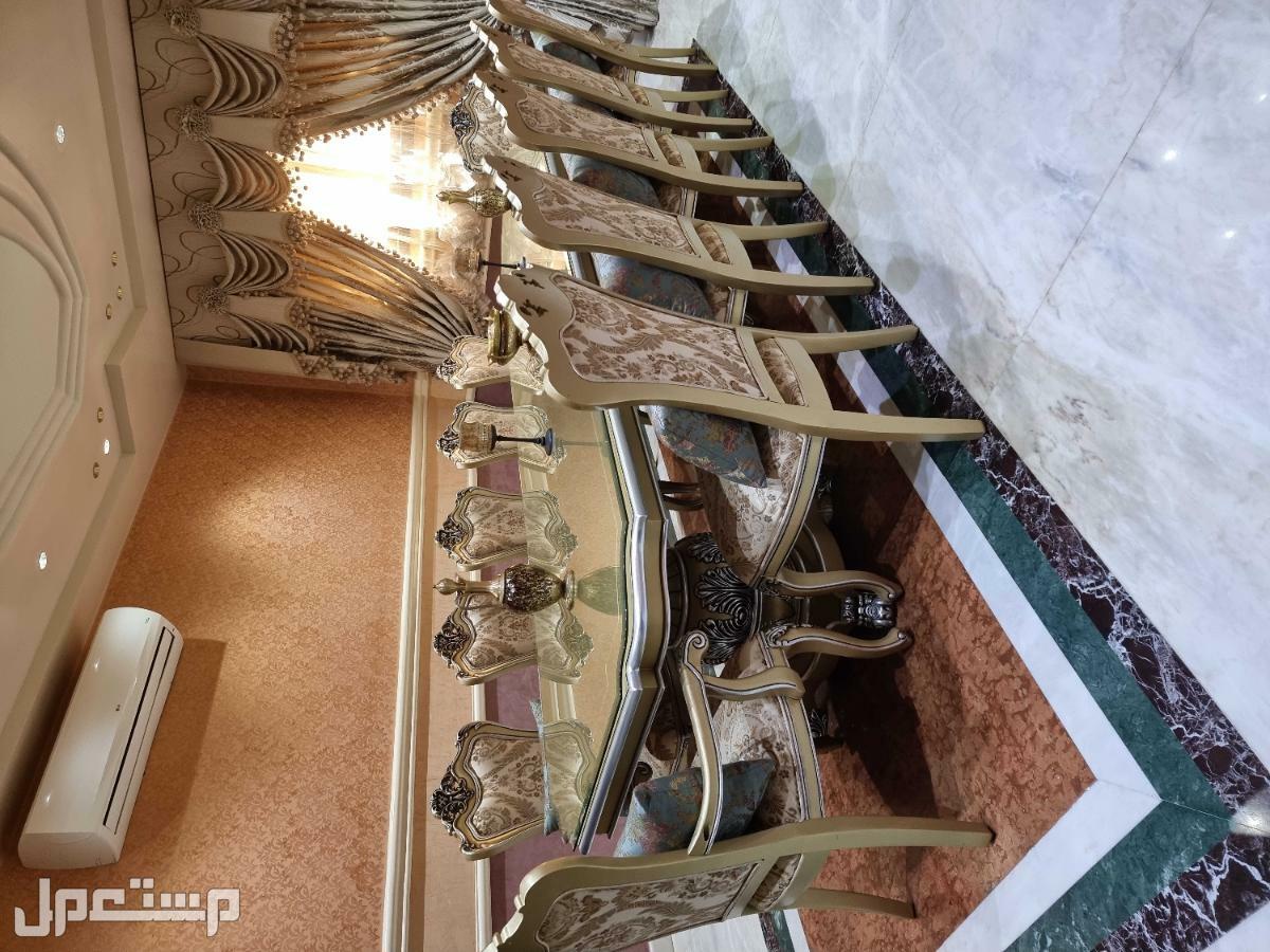 طاولة سفرة راقية وفخمة  في الرياض