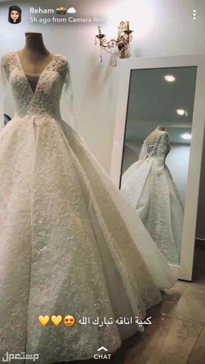 فستان زفاف مع الطرحه للايجار