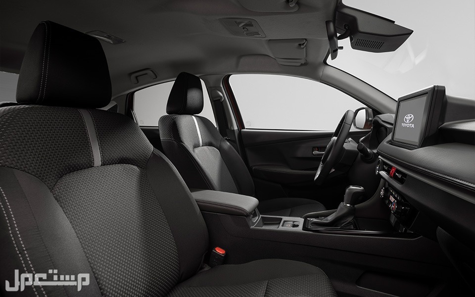 مواصفات وأسعار تويوتا يارس 2023 (صور) toyota yaris 2023