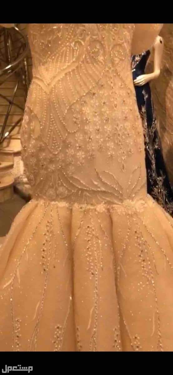 فستان زفاف للبيع في الدمام