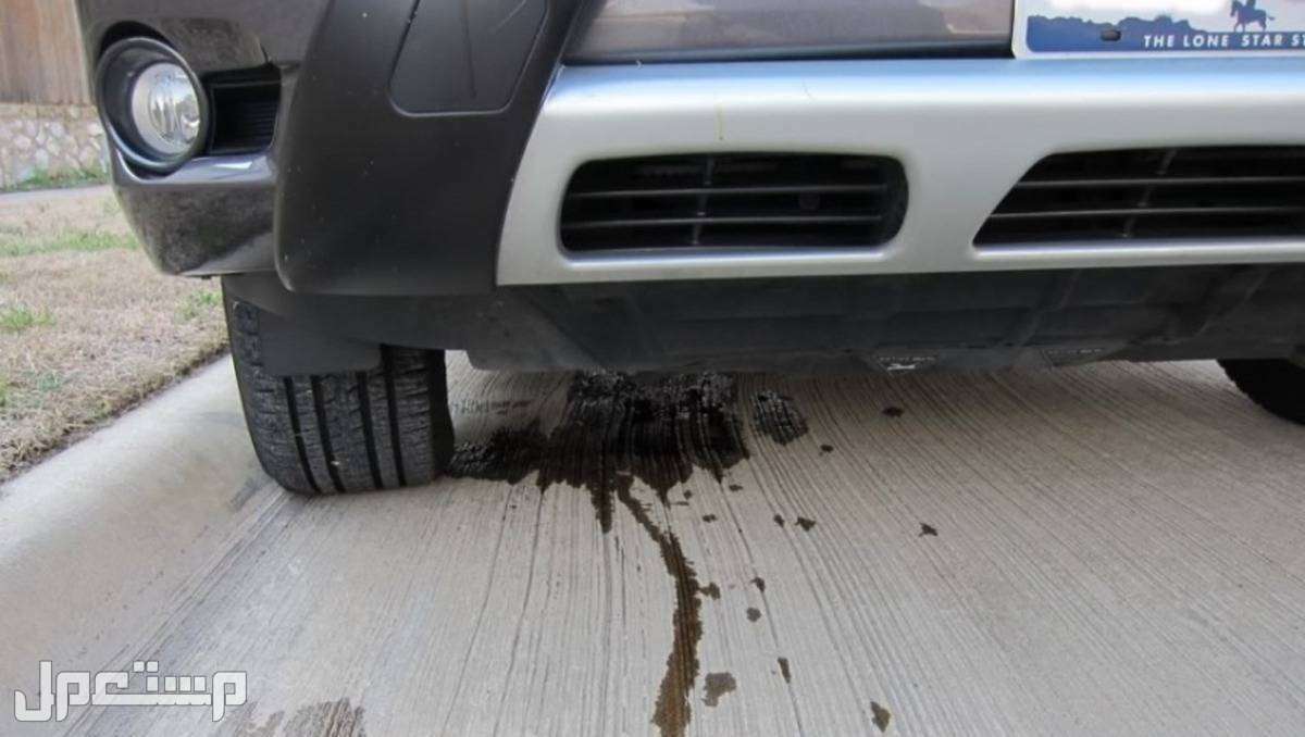 تعرف على أشهر 4 أسباب تسريب زيت الفرامل أسباب تسريب زيت الفرامل