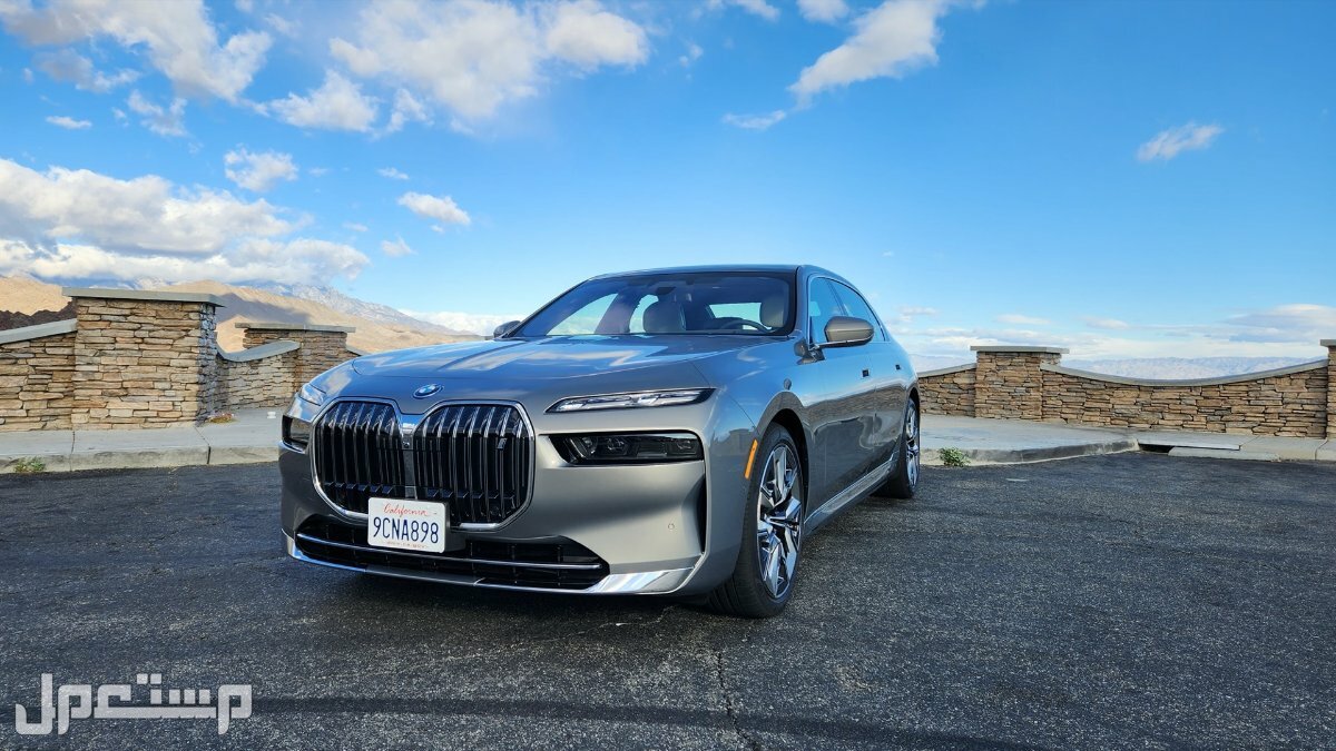 بي ام دبليو BMW i7 (المواصفات كاملة)
