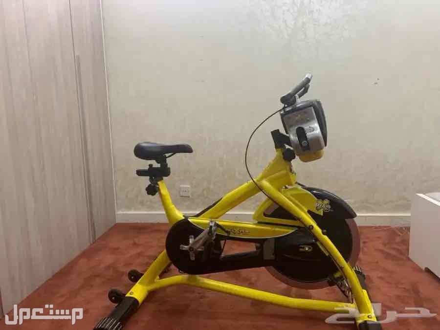جهاز دراجة لياقة ماركة يوجد في وقت الياقة وبودي ماستر في الرياض بسعر 1200 ريال سعودي قابل للتفاوض