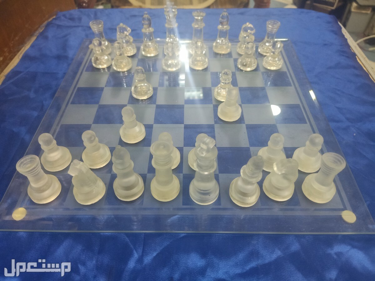 ا ماركة شطرنج ابيض شفاف في المنصورة بسعر 600 جنيه مصري
