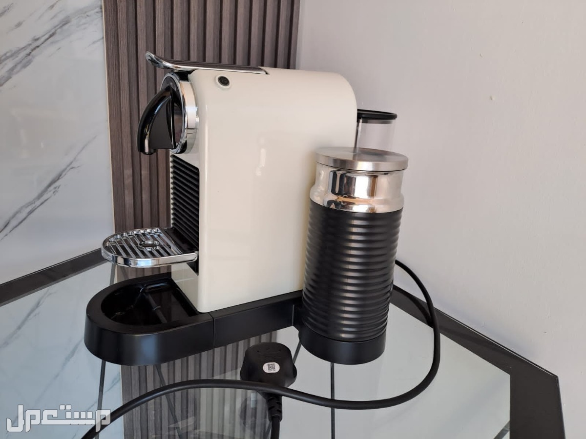ماكينة قهوة نسبرسو D122