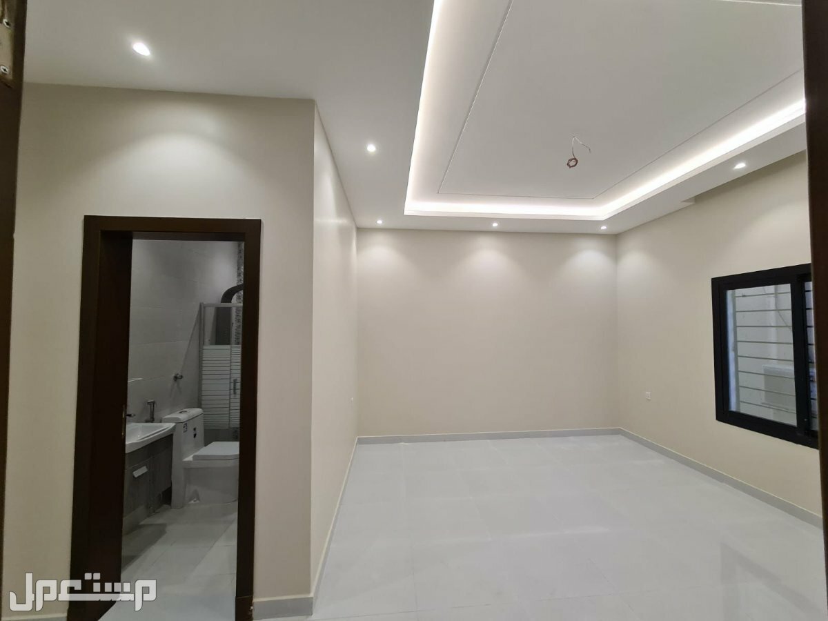 شقة ثلاث غرف للبيع في حي التيسير- جدة بسعر 380 ألف ريال سعودي