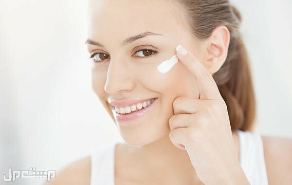 افضل مرطب للبشرة الدهنية 2022 واسعاره ترطيب الوجه