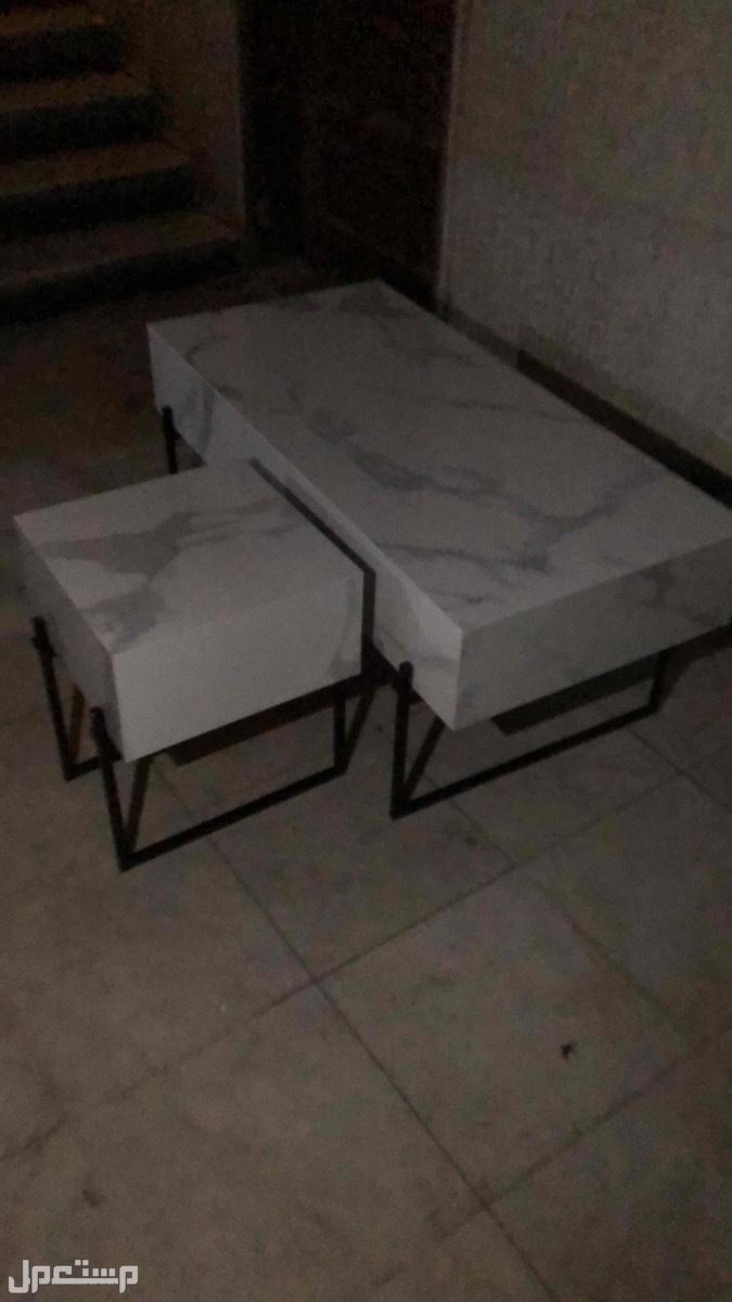 طاولات تقديم خدمه